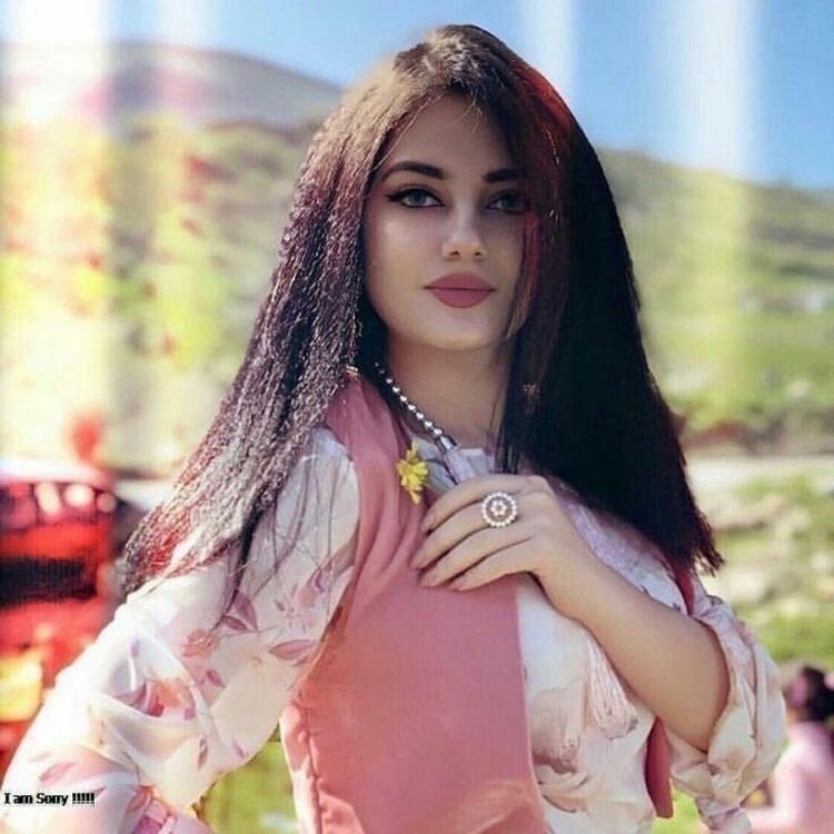 Kurt's dress in a girl