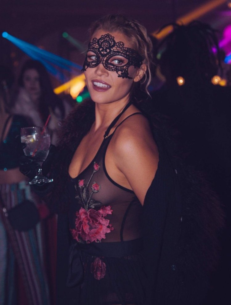 Whitney jones fitness model