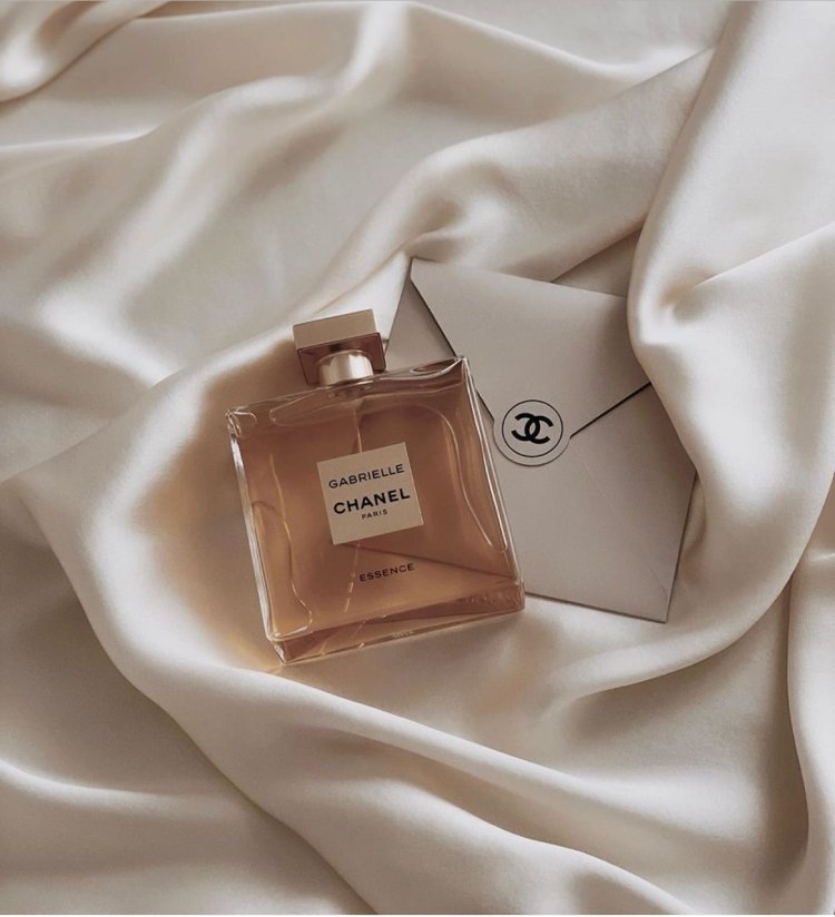 Perfume Chanel Aesthetics