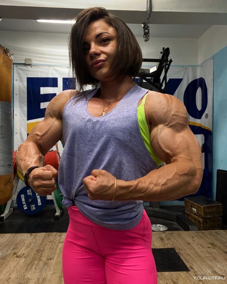 Anastasia Leonova Instagram bodybuilder