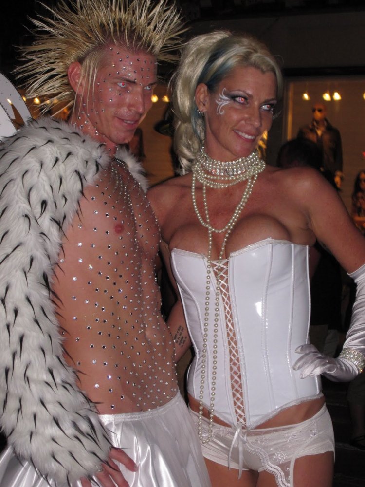 Mother and daughter Fantasy Fest