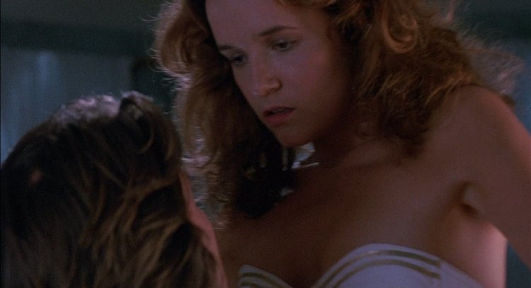 Leah Thompson young hot