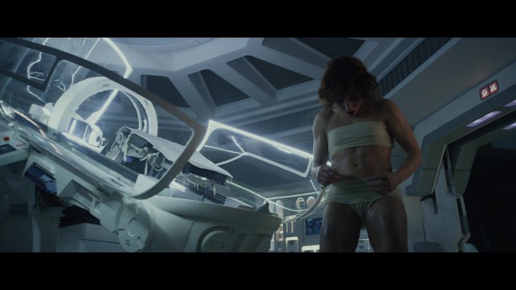 Noomi Rapace Prometheus in lingerie