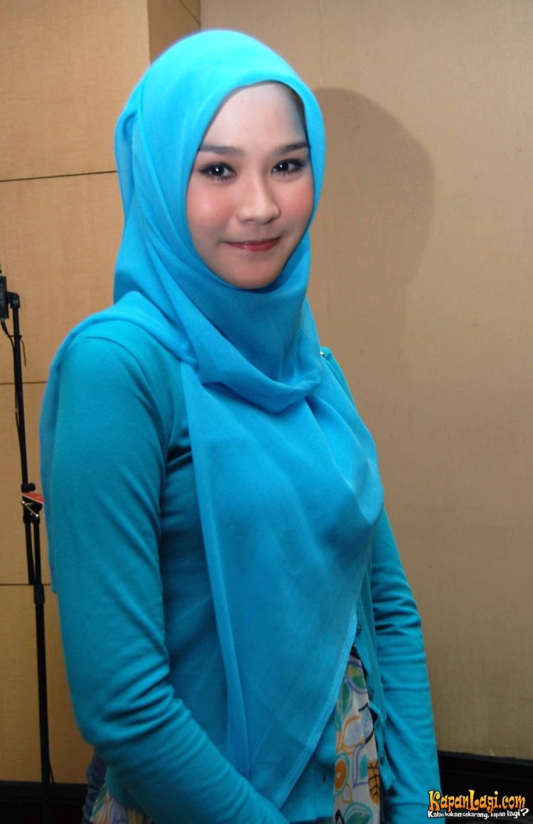 Zaskia Adya Mecca nude hot