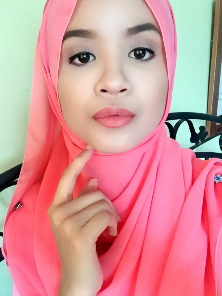 Pretty Hizabi cutie pics with self made Videos - arab Asia or