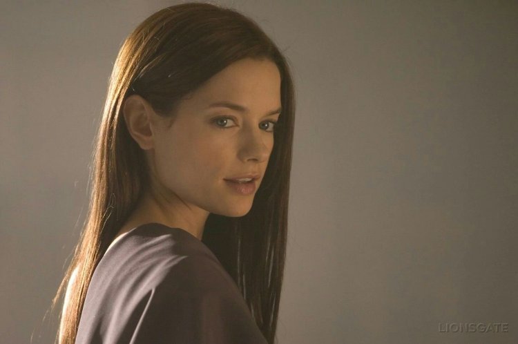 Gina Holden supernatural