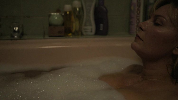 Melancholy movie 2011 Kirsten Dunst in the bath