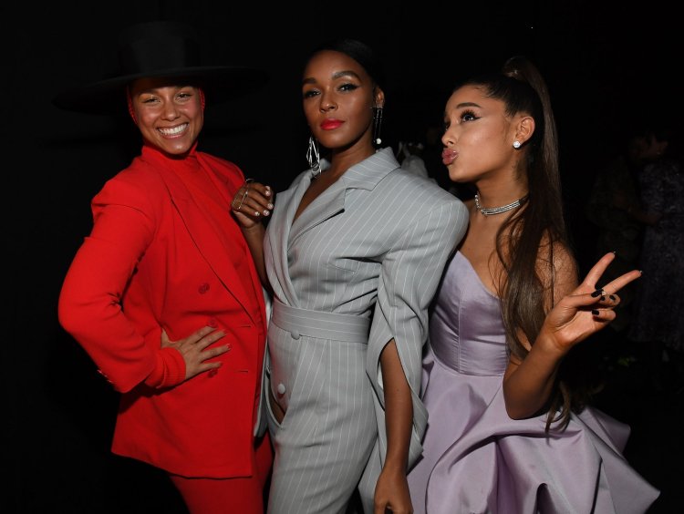 Stars people girls 2