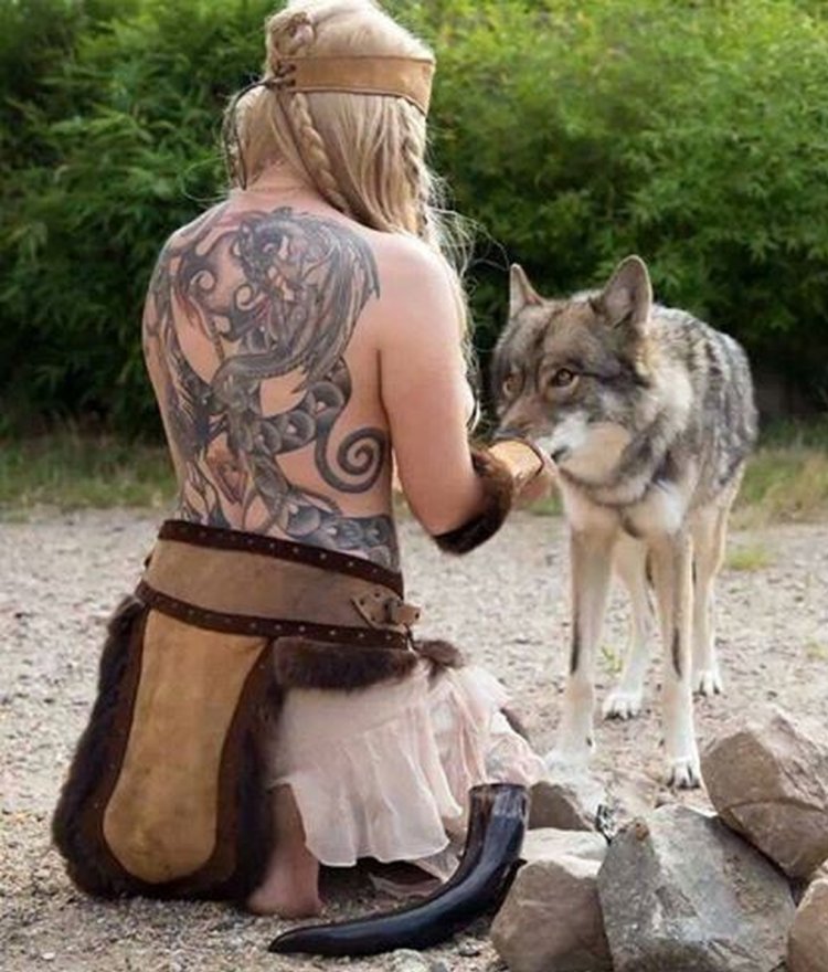 Primitive woman cosplay