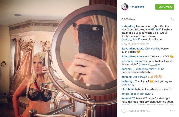 Tori spelling selfie