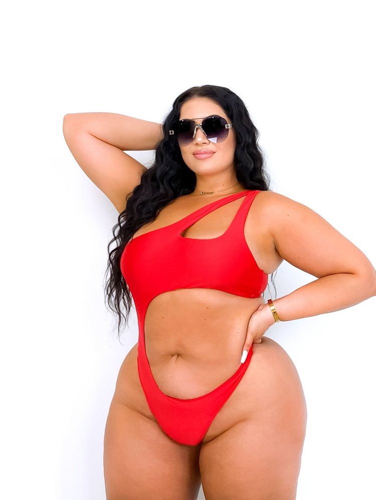 Josefina Vincenza @fuchsiafifi