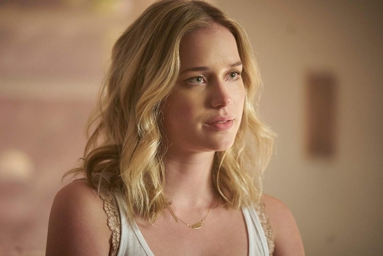 Elizabeth Dean Lail