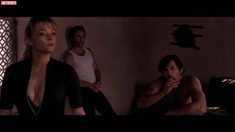 Hayley Bennett Roxanne