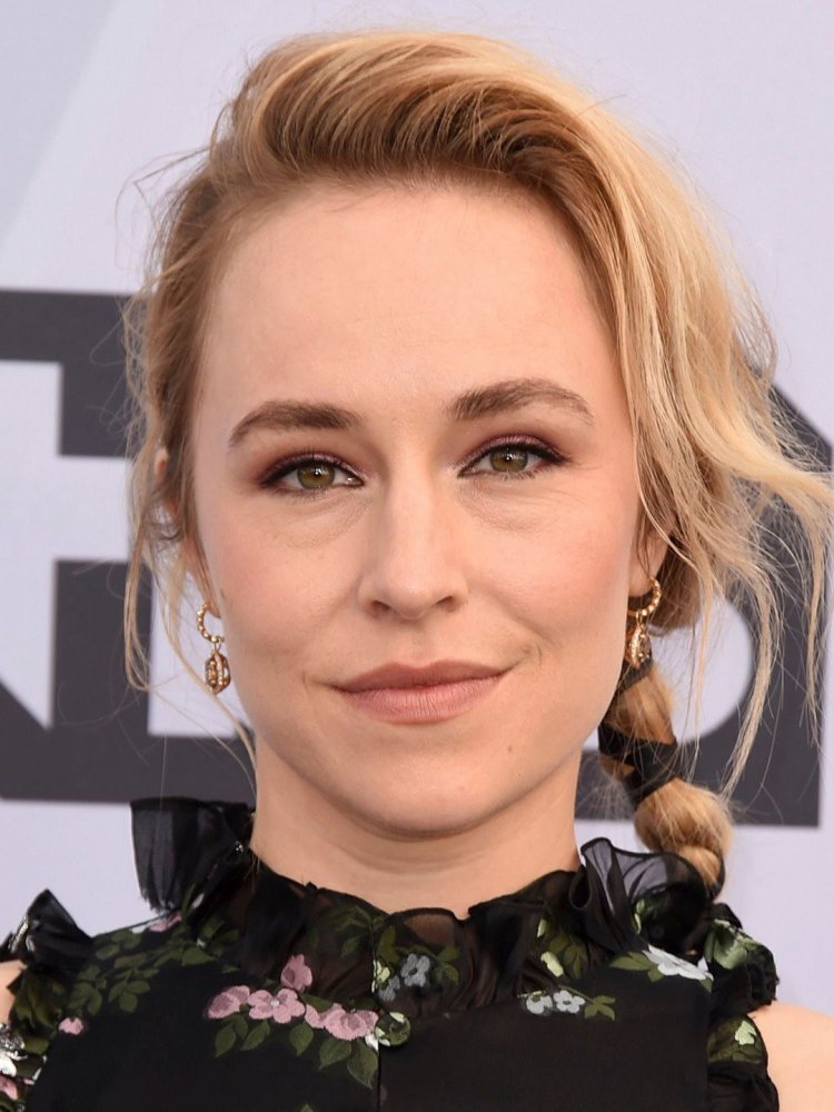 Sarah Goldberg actress