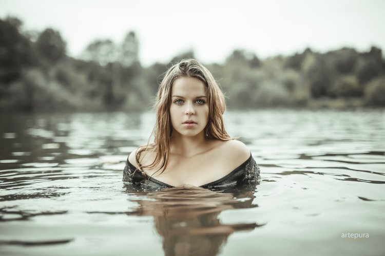Photo shoot in the water