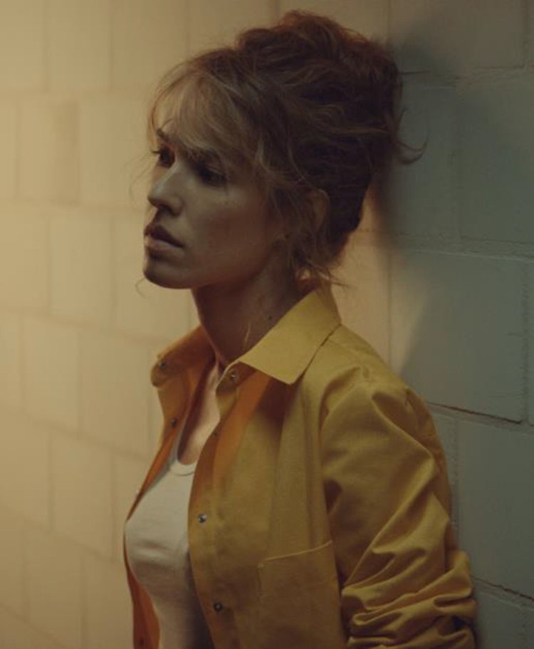 Elodie fountain in the elevator