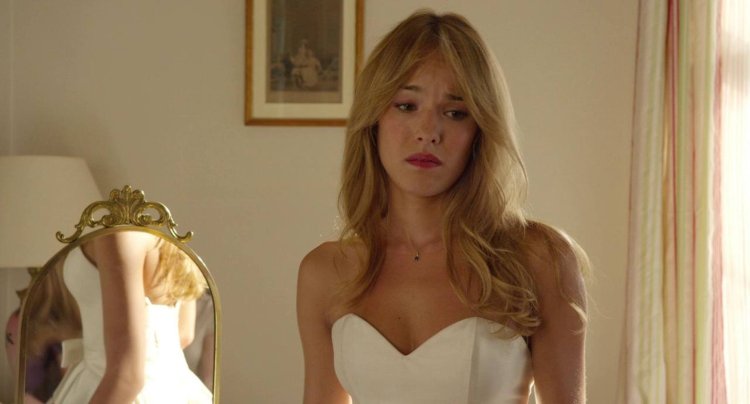 Elodi Fountain Maxim