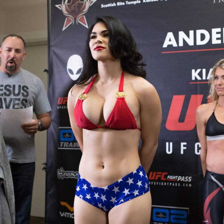 MMA fighter Rachel Ostovich