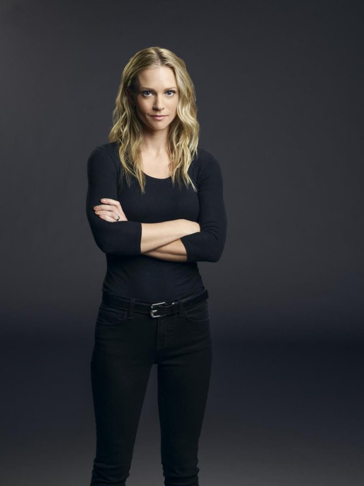 AJ Cook Criminal Minds