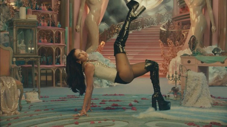 Megan Thee Stallion & Dua Lipa - Sweetest Pie