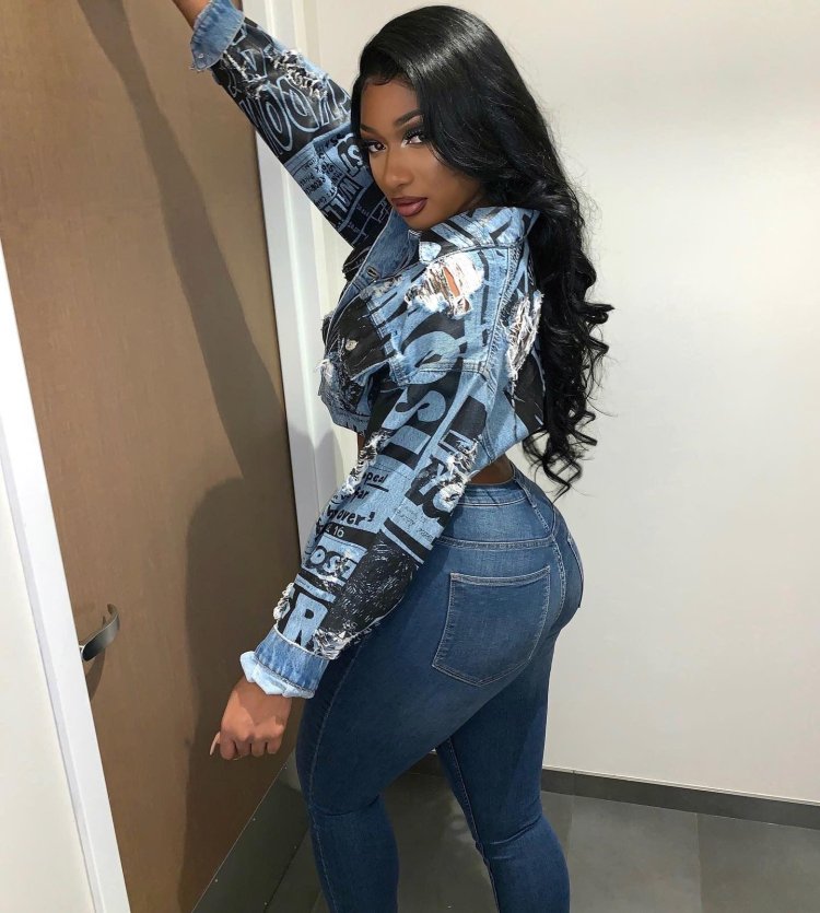 Megan the Stallion paparazzi