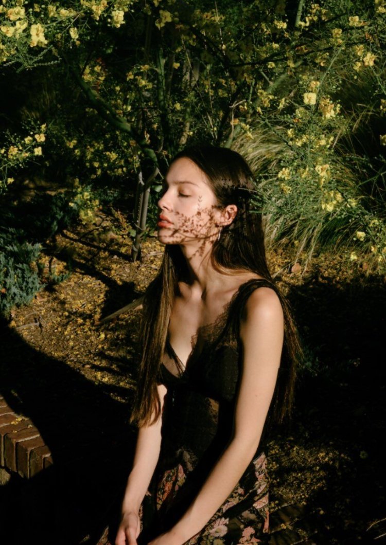 Olivia Rodrigo body type