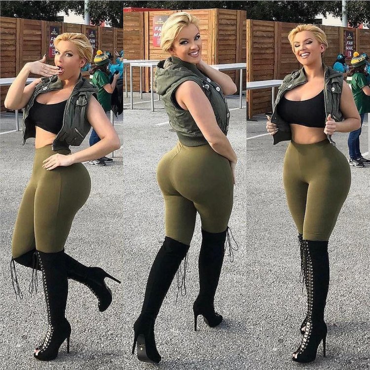 Kellee Moran in a swimsuit