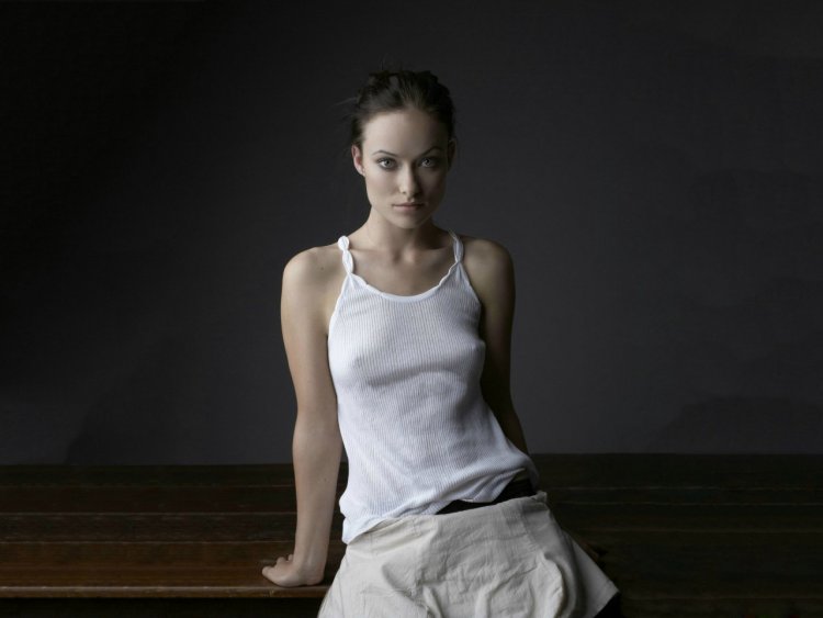 Olivia Wilde in a wet t-shirt