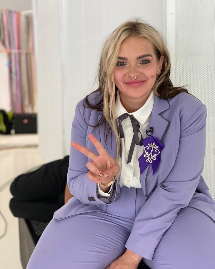 Natalia Goncharova boy