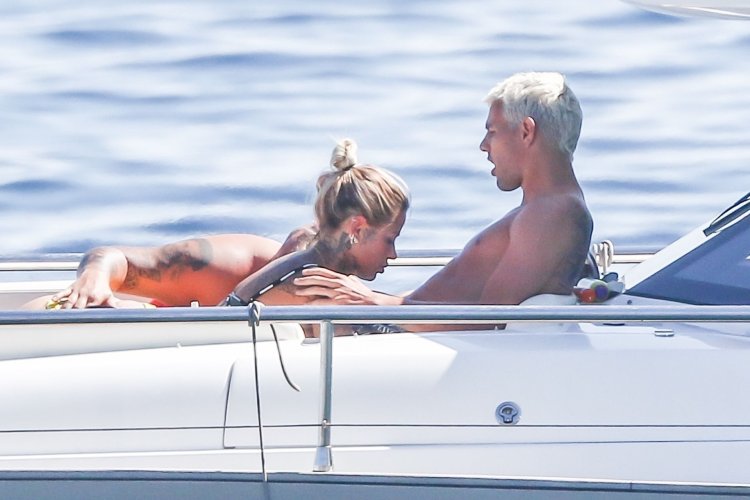 Zoe Cristofoli and Theo Hernandez