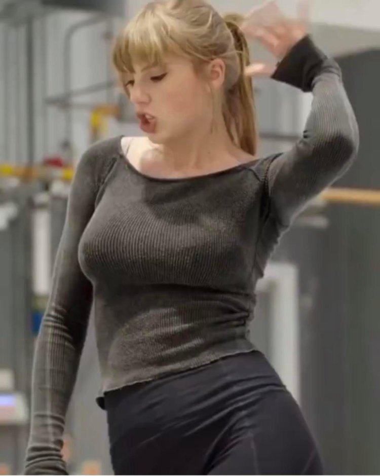 Neural network for stripping photos