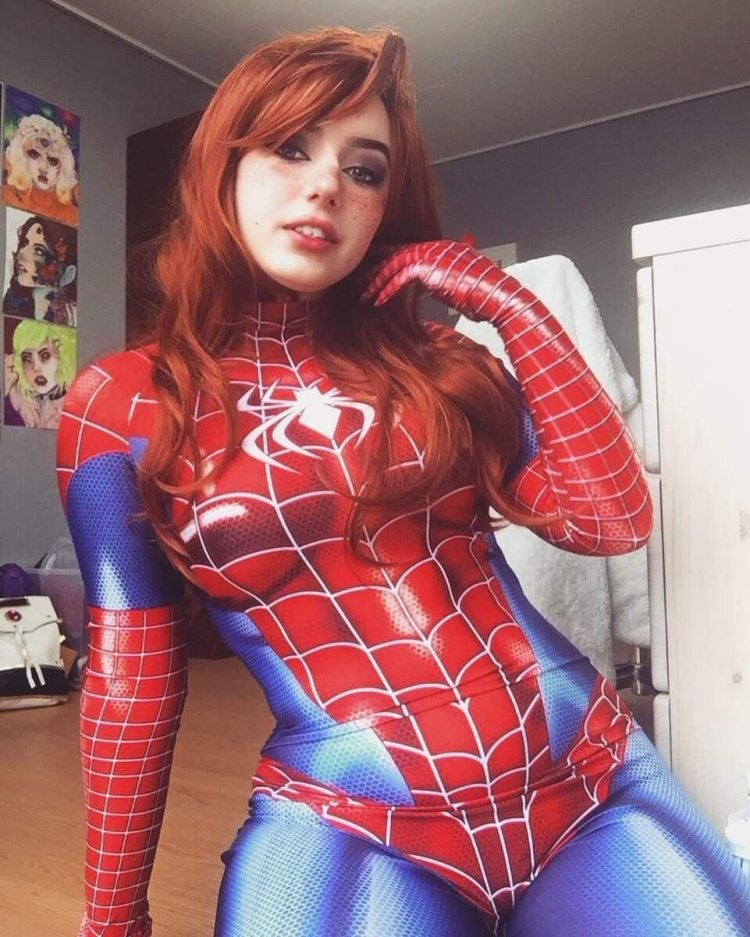 Spider girl cosplay