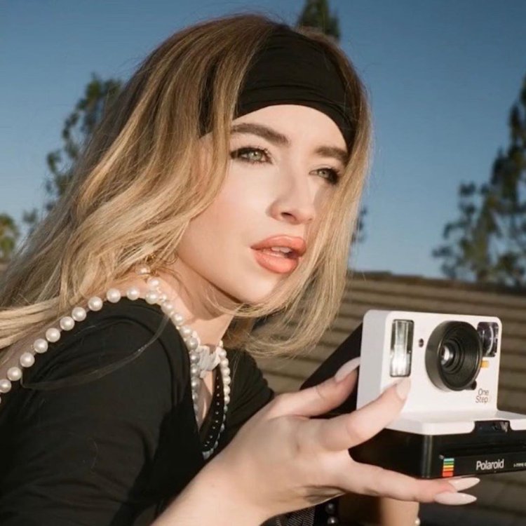 Sabrina Carpenter Aesthetics