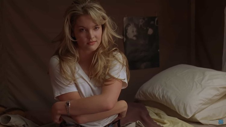 Laura wiggins shameless