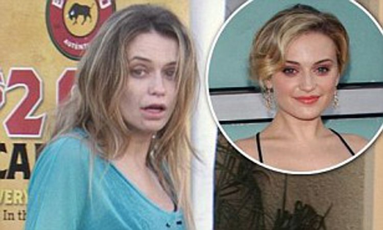 Monica Keena and Edward Furlong