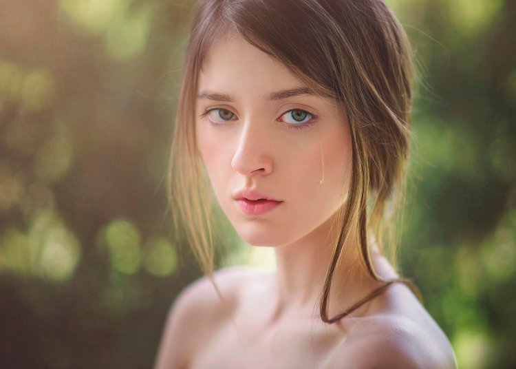 Portrait of a young girl