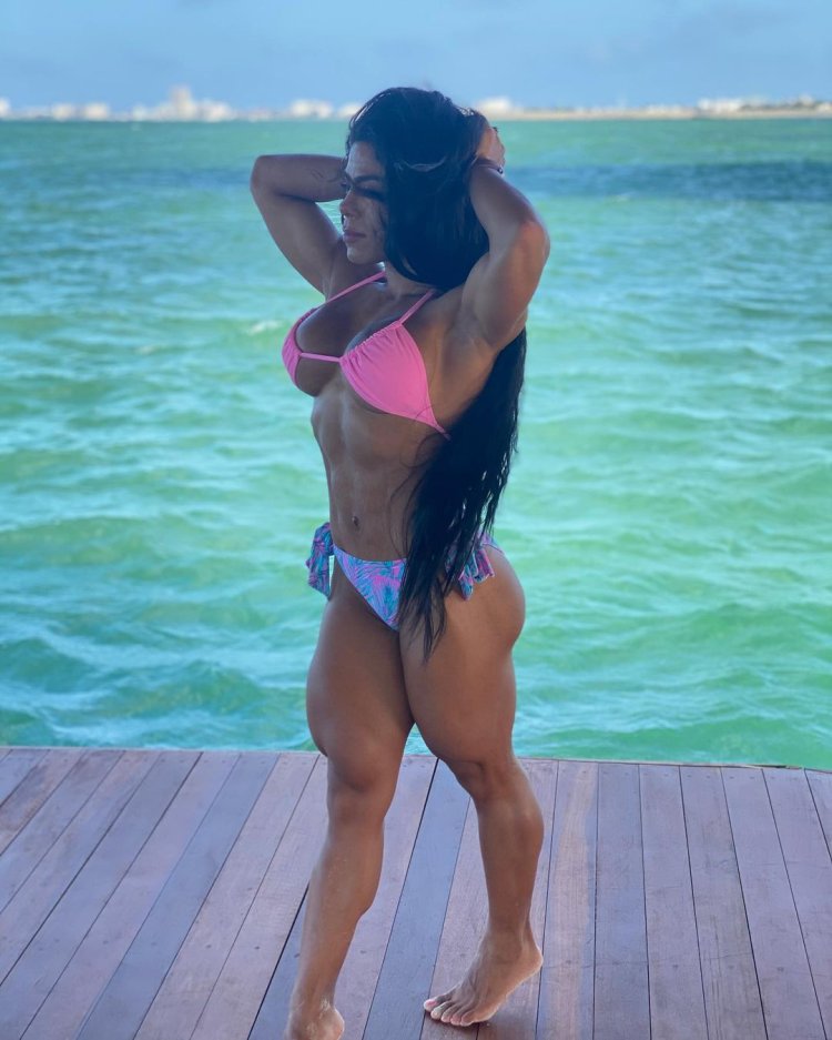 Bodybuilder Maria Perez