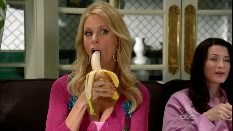 Cheryl Hines Suburb Banana