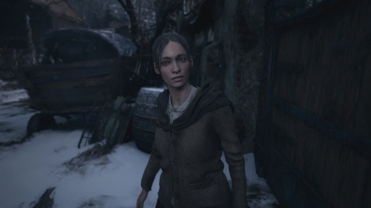 Resident Evil Village Elena magnifying glass