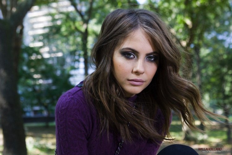 Willa Holland in her youth