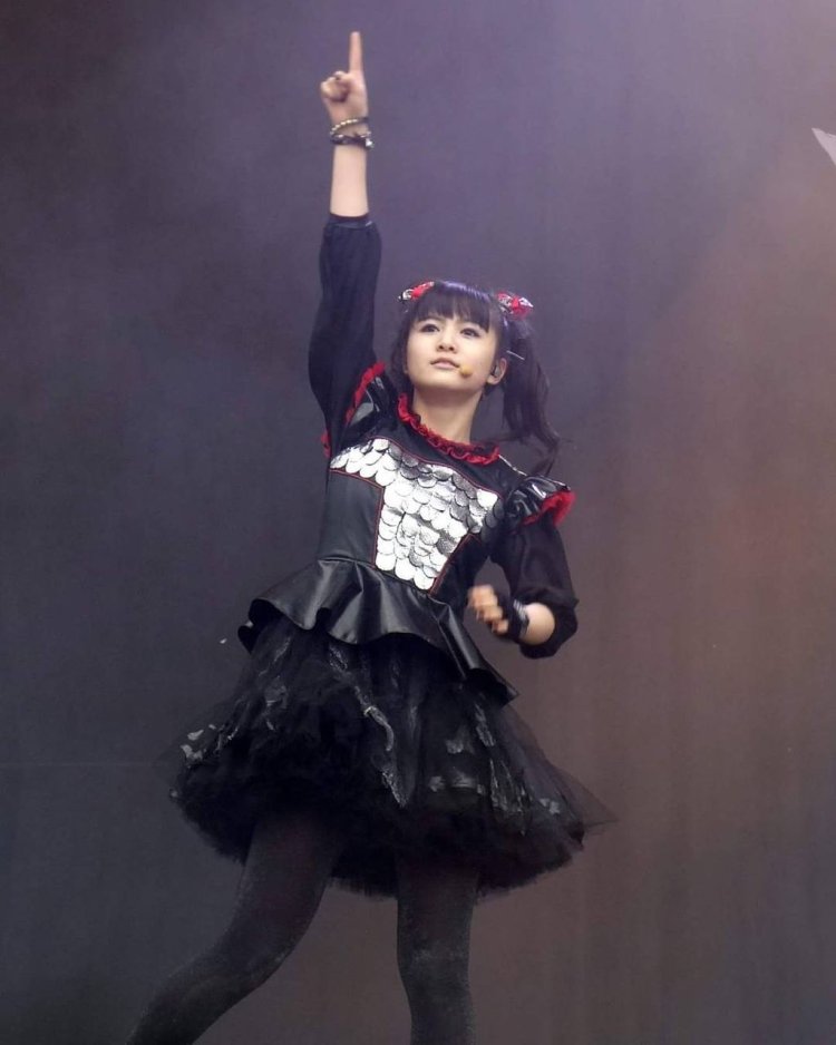 MOA Kikuchi legs