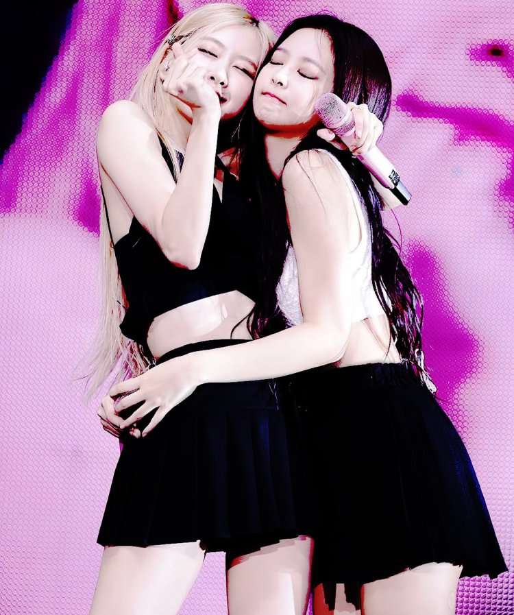 Rosé and Jenny