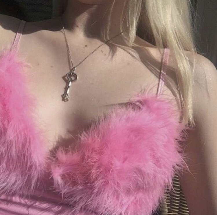 Sylvia Wojciech braless