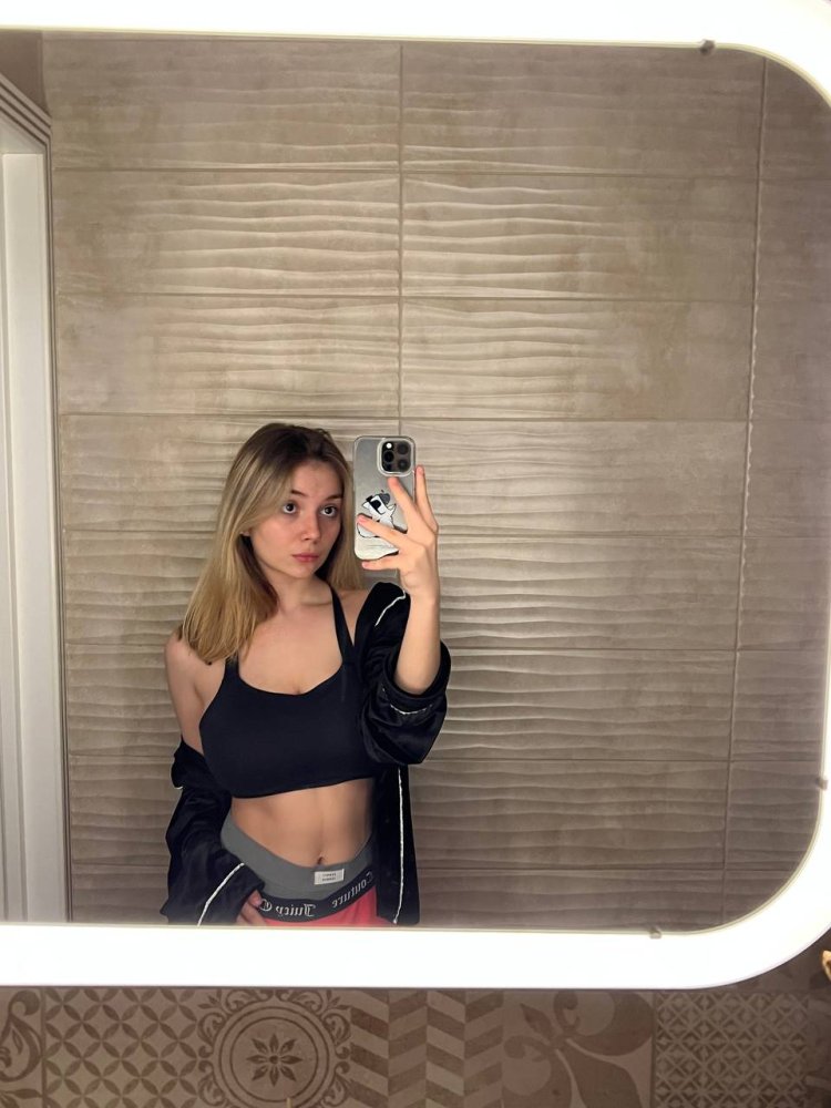 Alena bobriha plum CEX