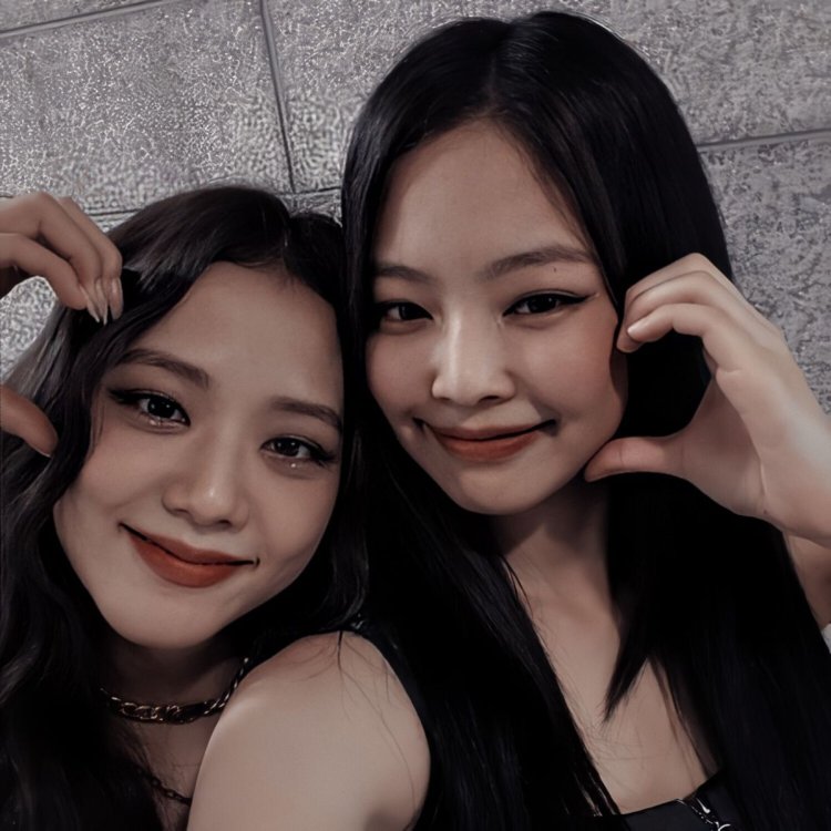 BLACKPINK Jisoo Jennie
