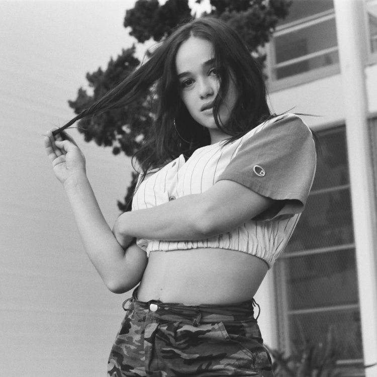 Rose Williams in movies