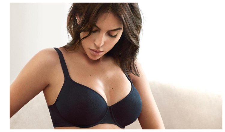 Girls in bras size 3