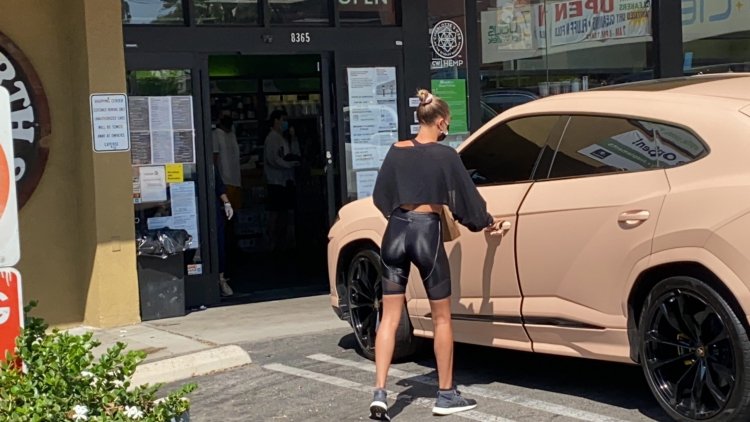 Lamborghini Hailey Bieber