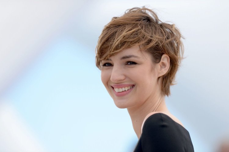 Louise bourgoin with short hair