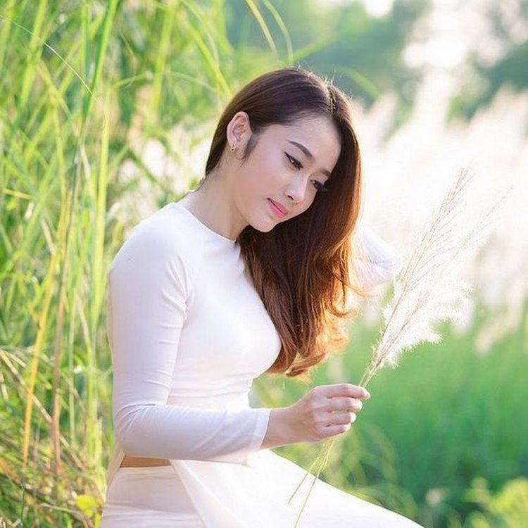 Asian girls are beautiful